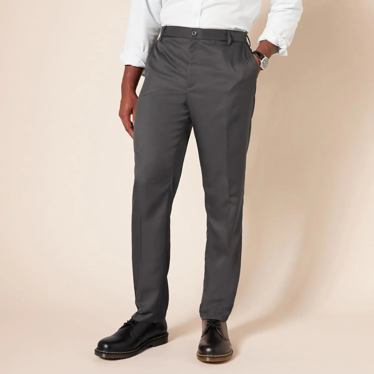 Amazon Essentials Men's Slim-Fit Flat-Front Dress Pant