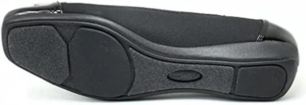 Anne Klein Women's UNA Flat