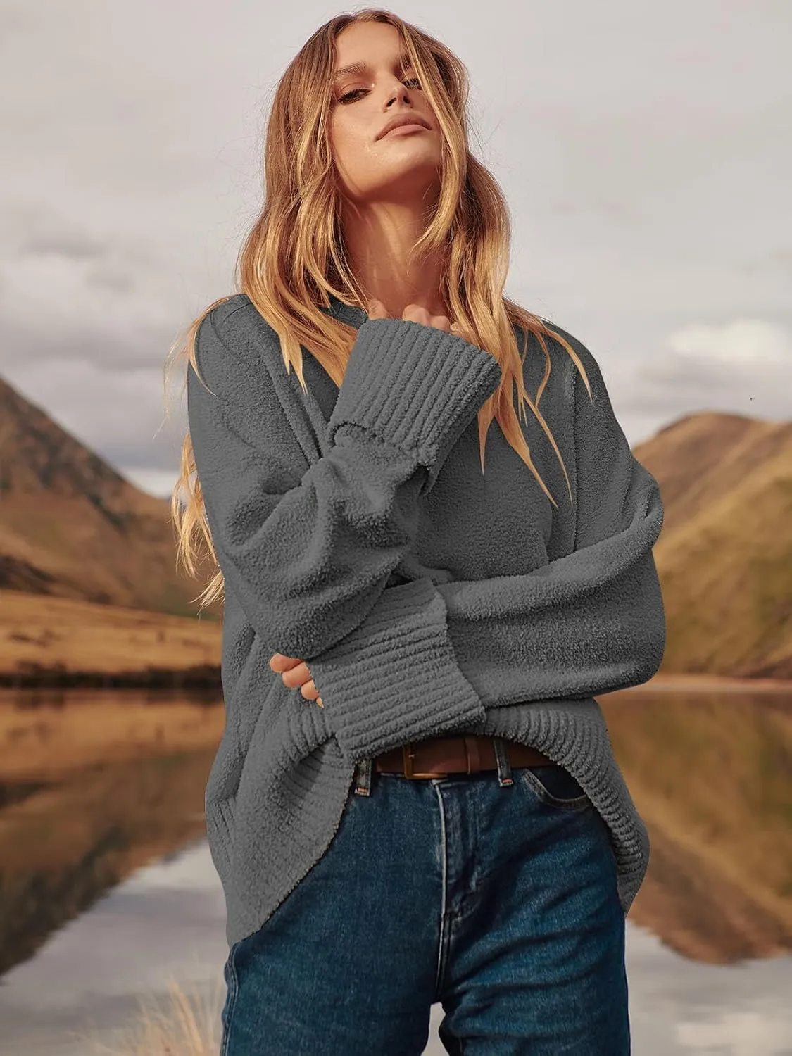 ANRABESS Women's Oversized Crewneck Long Sleeve Fuzzy Knit Casual Chunky Warm 2025 Fall Pullover Sweaters Top Trendy Outfits