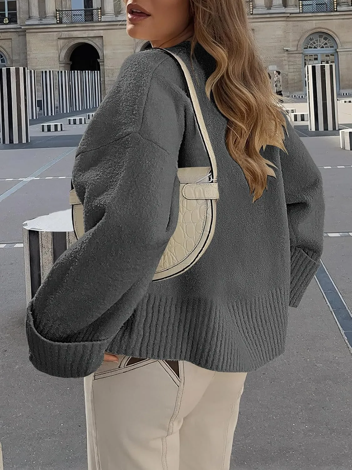 ANRABESS Women's Oversized Crewneck Long Sleeve Fuzzy Knit Casual Chunky Warm 2025 Fall Pullover Sweaters Top Trendy Outfits