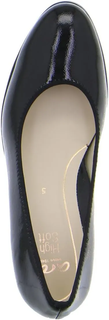 ara Women's Pump