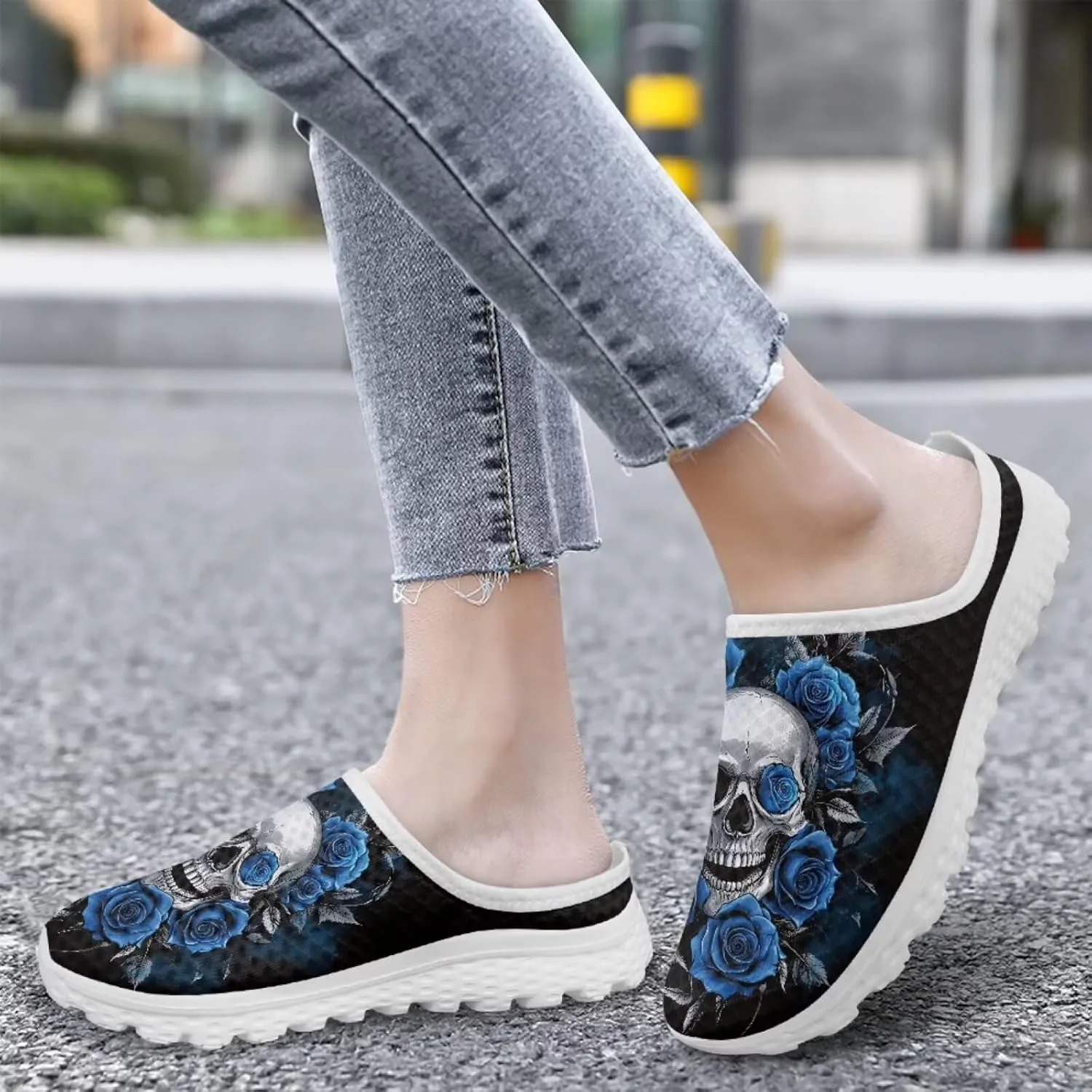 Art Skull Design Women Mesh Mules Memory Foam Flat Anti-Slip Fashion Sneakers Comfortable Slip-On Mule Garden Shoes