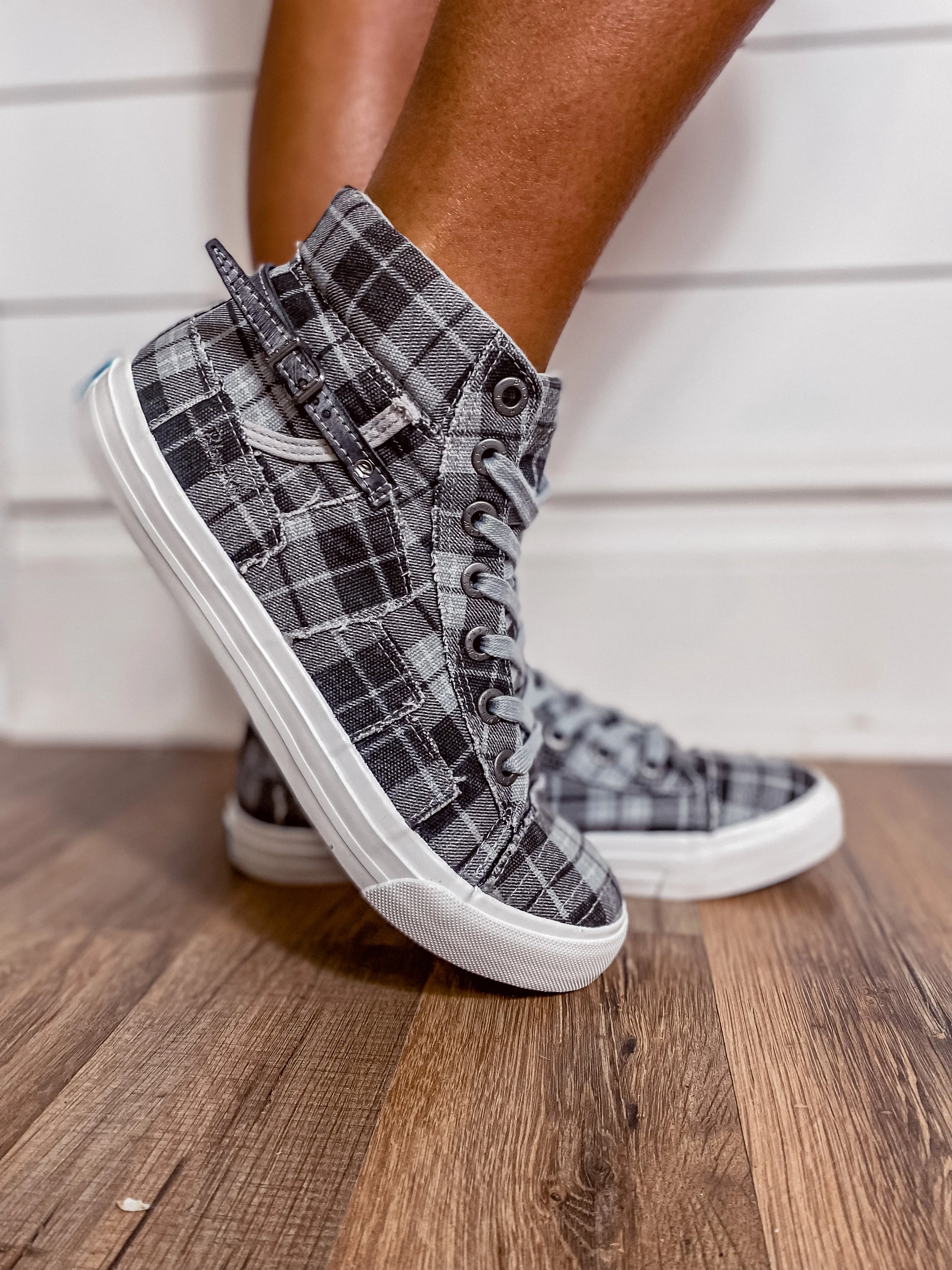 Blowfish Grey Grand Canyon Plaid Memphis Sneaker