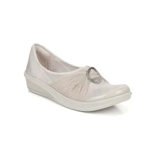Bzees Minnie Slip on Tan