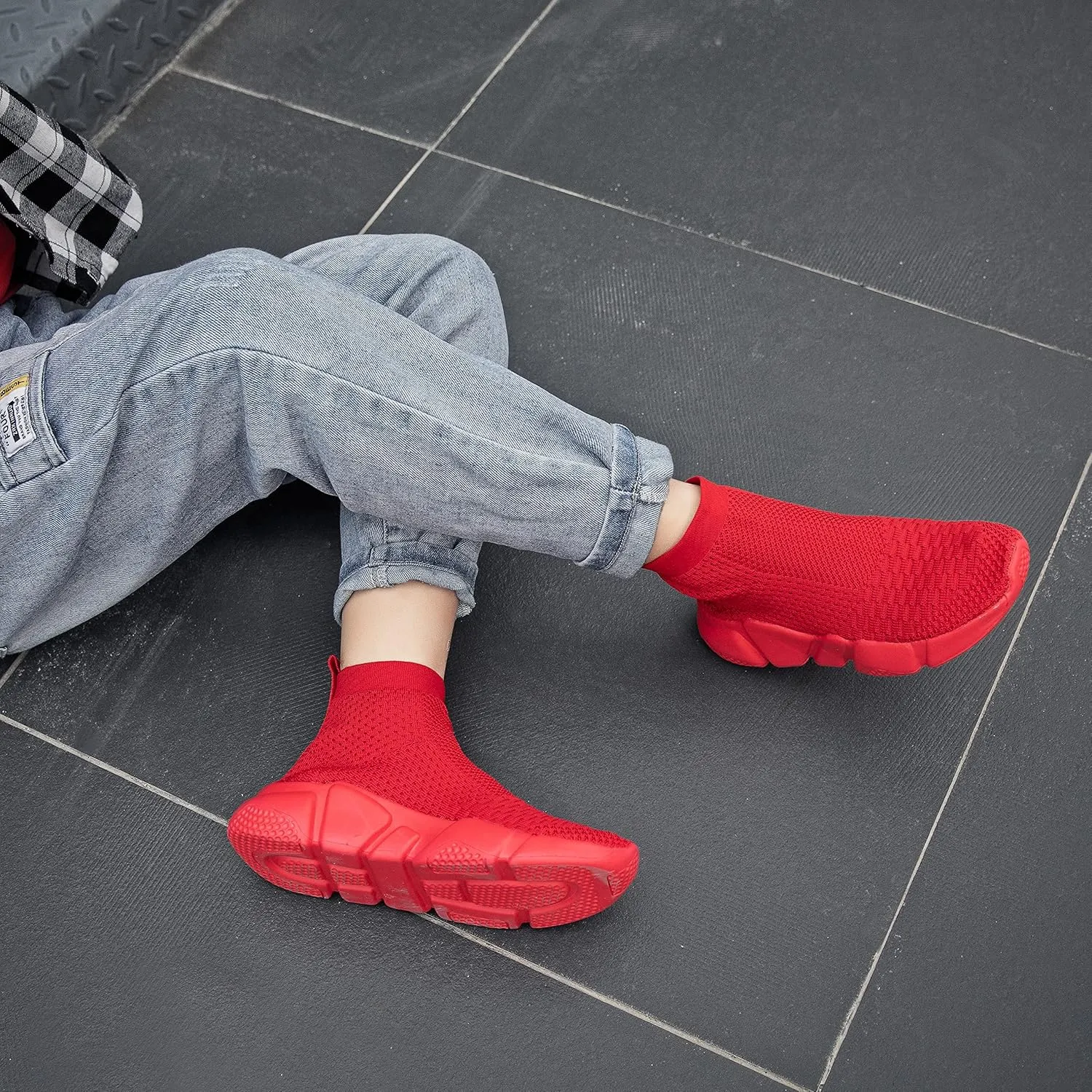 CHUI Boys Girls Breathable Sneakers Mesh Lightweight Easy Walk Casual Slip-On Athletic Running Walking Shoes
