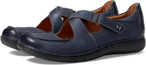Clarks Unisex Un Loop Strap Sneaker, Navy Leath, 0 US Women