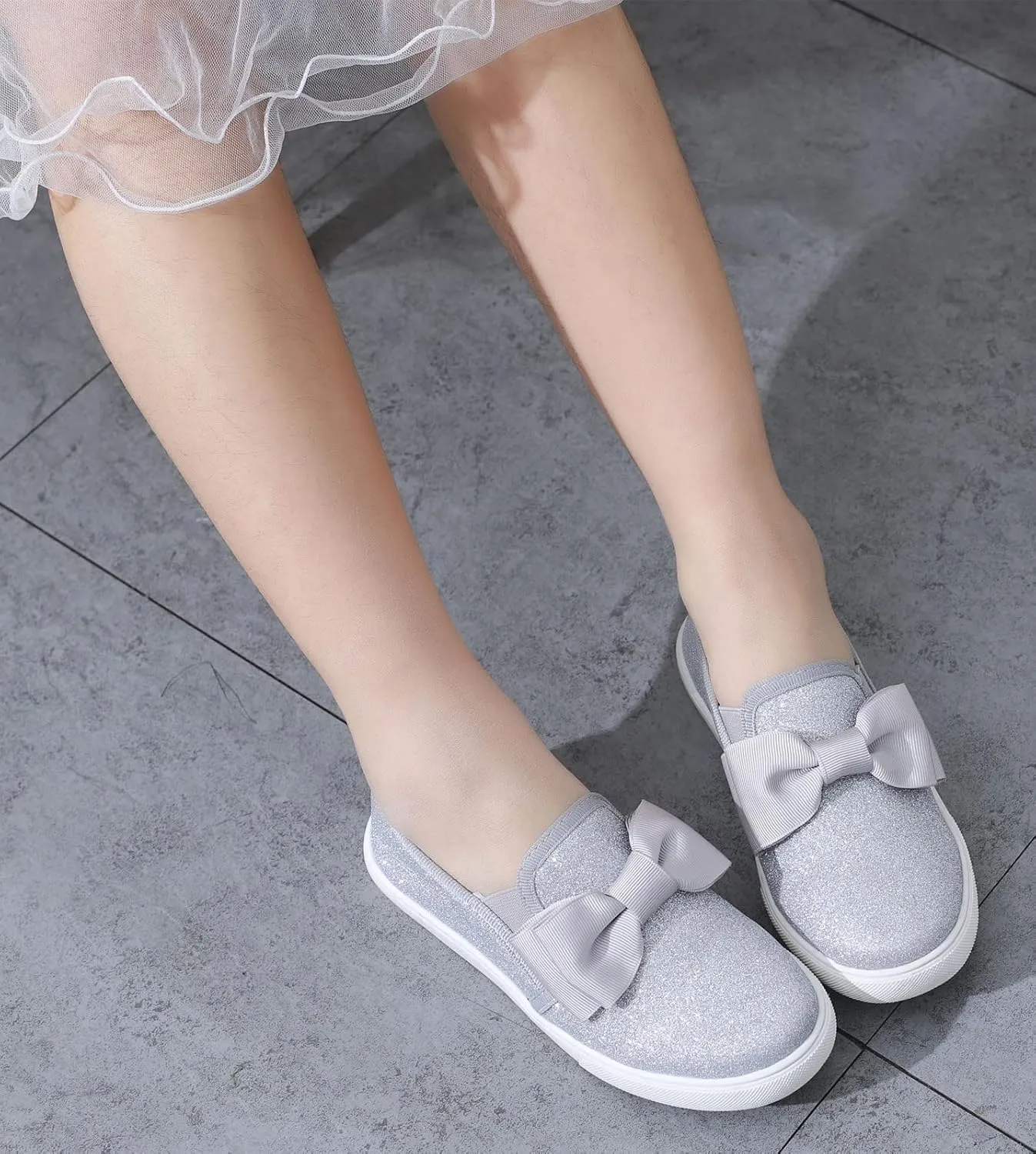DADAWEN Girls Slip On Glitter Sneakers Cute Bow Lazy Tennis Shoes Loafers for Little Girls(Toddler/Little Kid/Big Kid)