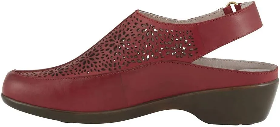 Easy Spirit Women's Dawn Clog