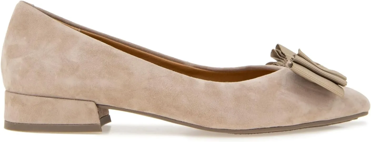 Gentle Souls by Kenneth Cole Women's Atlas Flat Platform