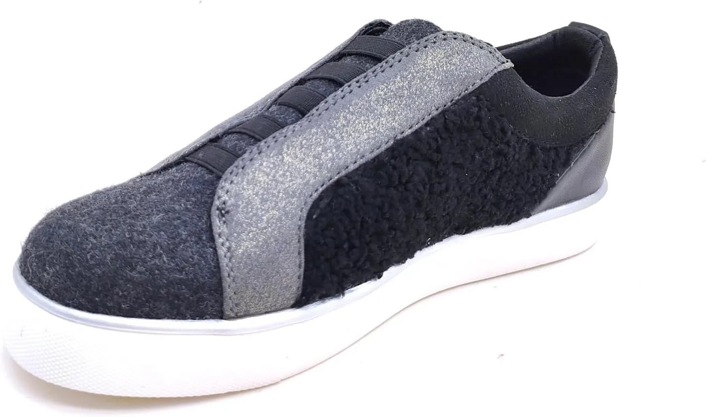 Kenneth Cole REACTION Women's Bonnie Cozy Sneaker