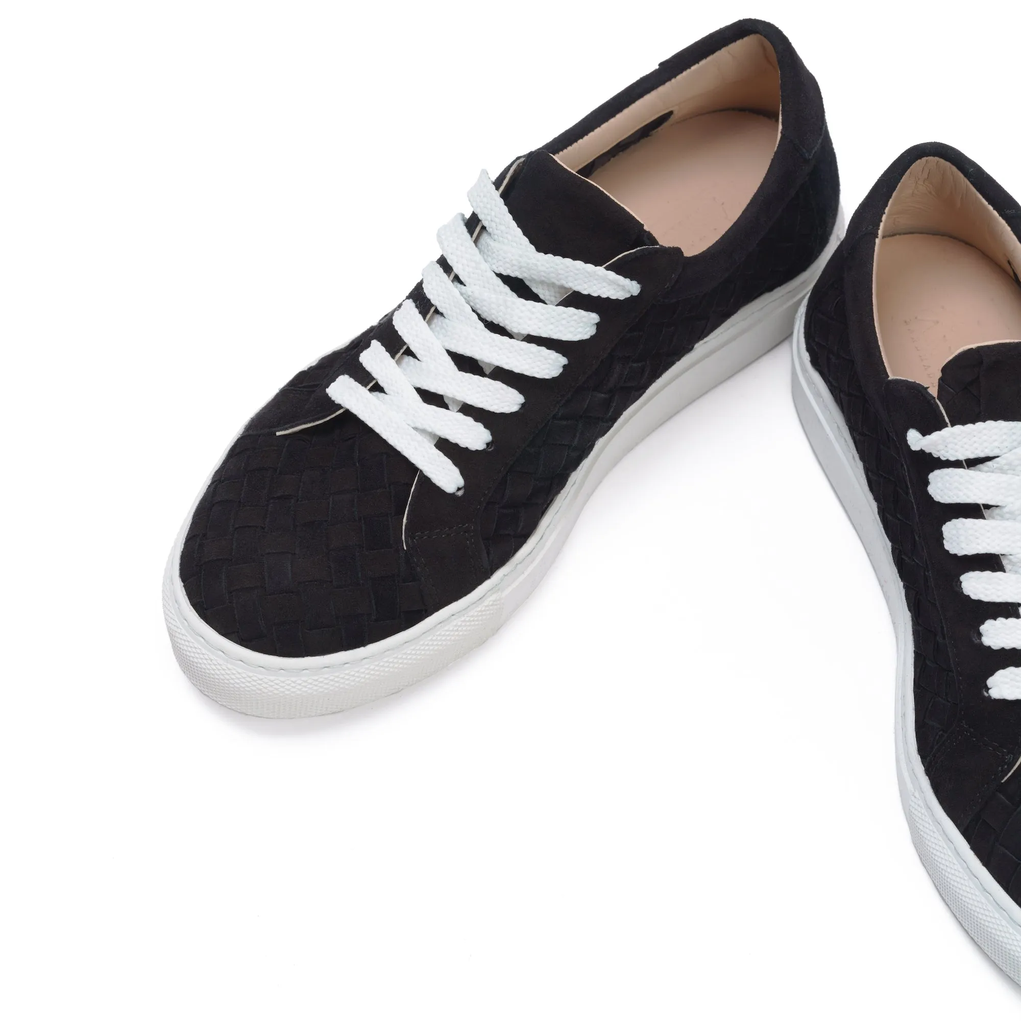 Le Dancer Sneaker in Black Woven