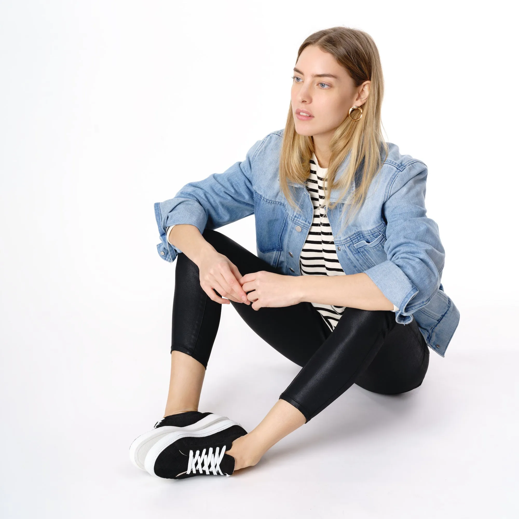 Le Dancer Sneaker in Black Woven