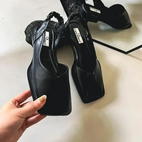 Leona Slip-On Shoes