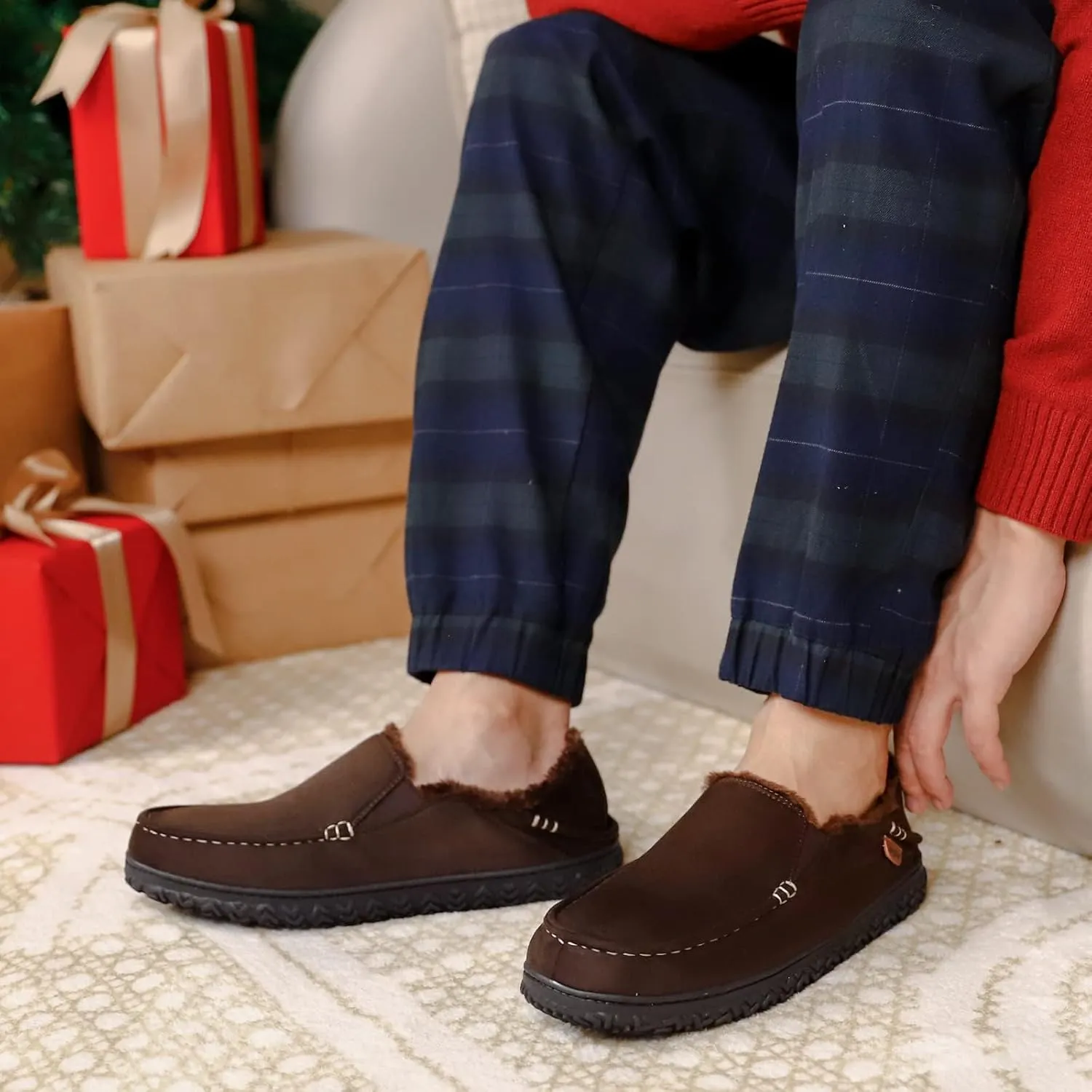LongBay Men's Moccasin Slippers Cozy Breathable Memory Foam House Shoes for Indoor Outdoor