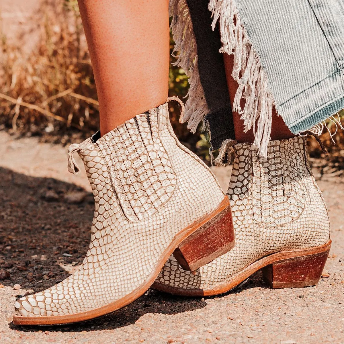 Maeve Womens Bootie