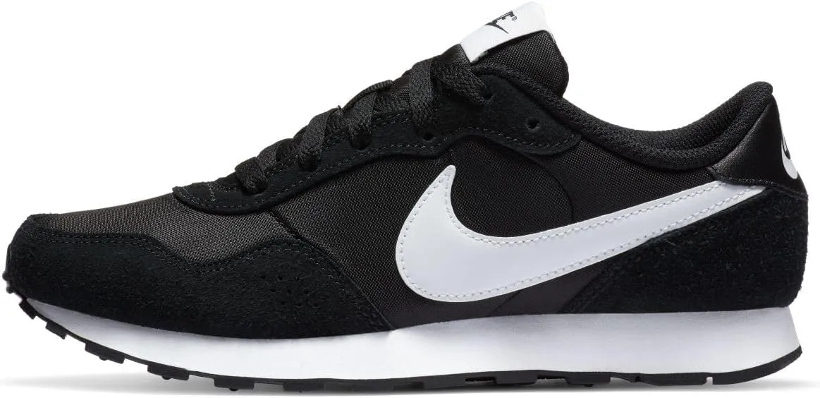 NIKE Boy's Running Track Shoe, 28 EU