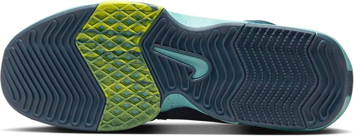 Nike Men's Basketball Shoe