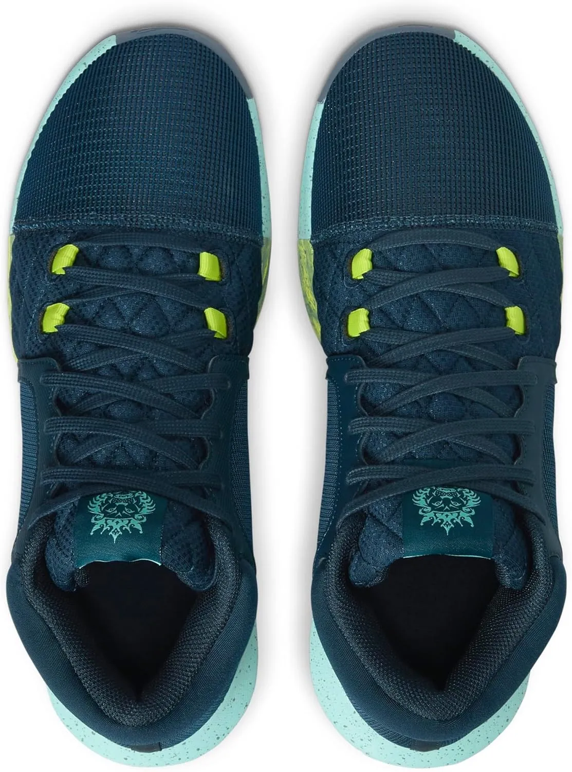 Nike Men's Basketball Shoe