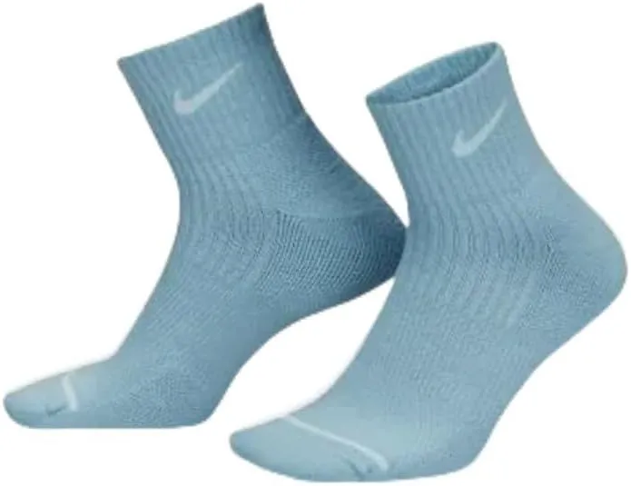 Nike Womens Everyday Wool Cushioned Ankle Socks (2 Pairs) Small