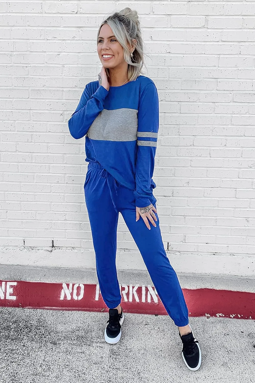 PRETTYGARDEN Women's Color Block 2 Piece Tracksuit Crewneck Long Sleeve Tops Long Sweatpants Outfits Lounge Sets