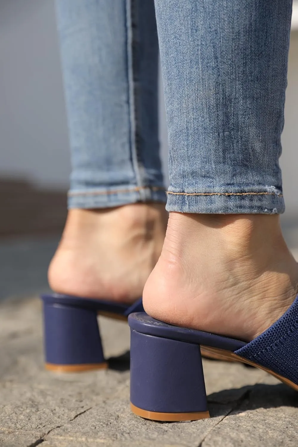 Rilista Women's Open Toe Heeled Mules Block Heels Sandals Knit Chunky Square Heels Slip On Breathable Slides Sandal