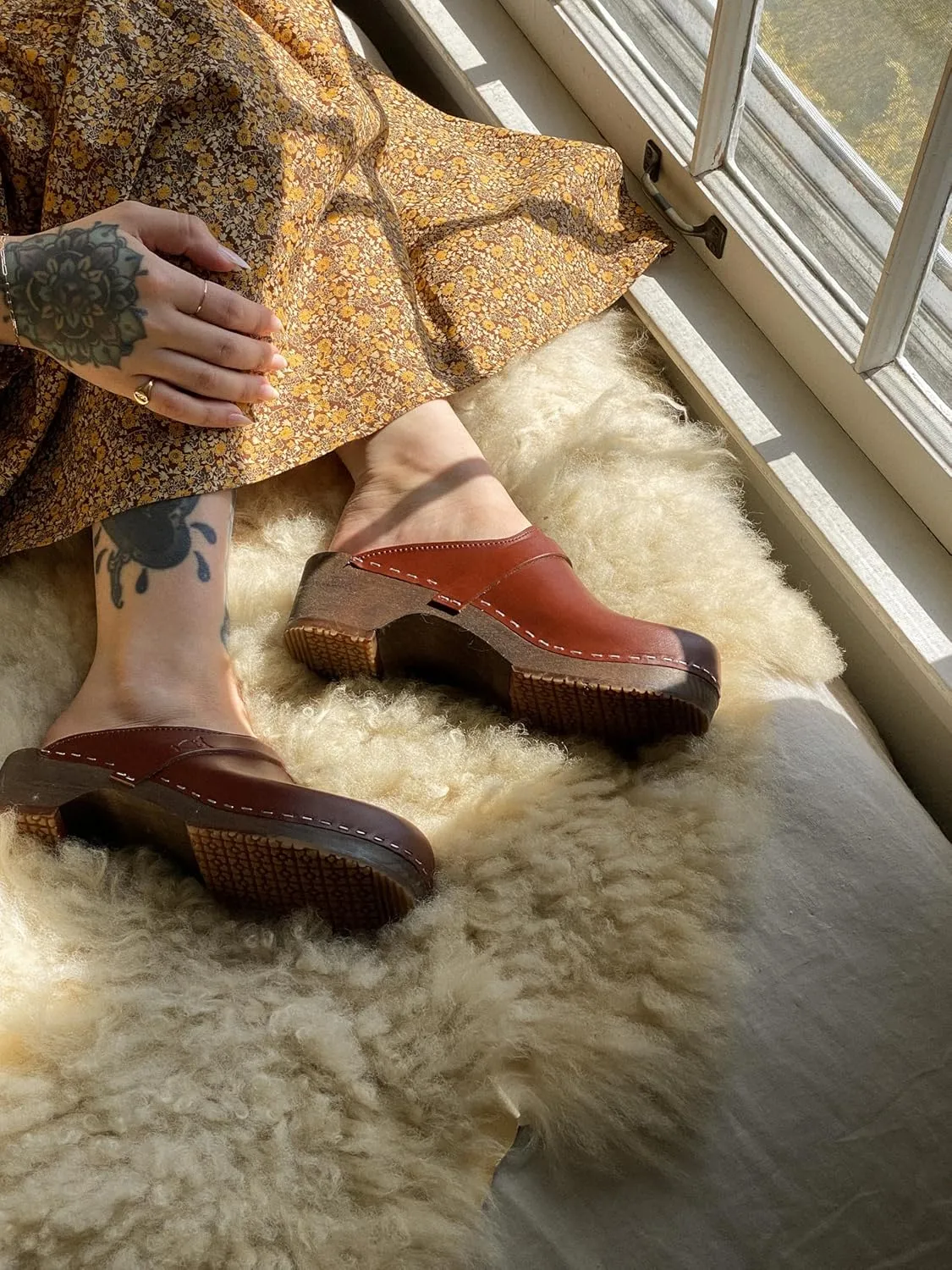 Sandgrens Handmade Swedish Wood Clogs for Women, Low Heel Mule | Tokyo