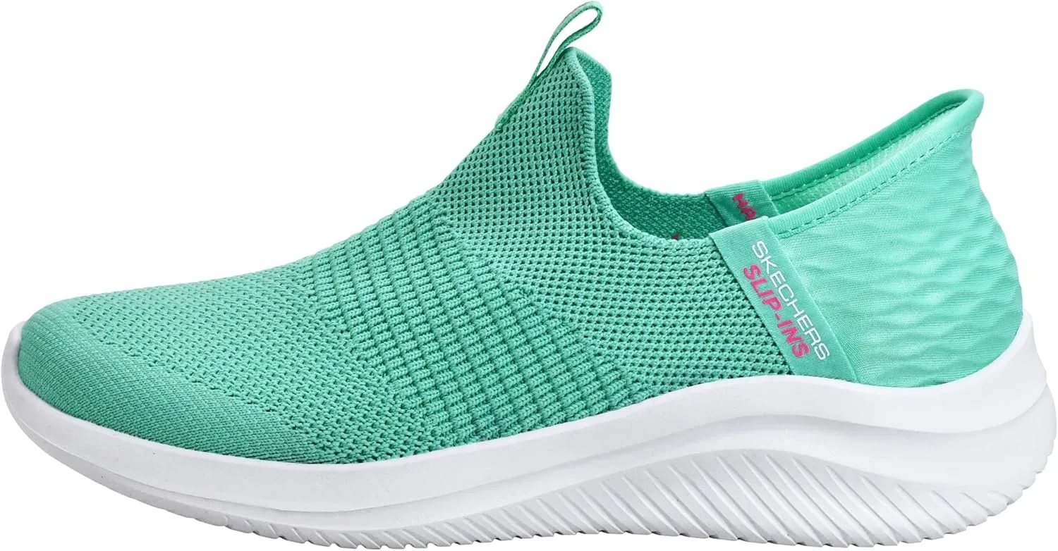 Skechers Women's Ultra Flex 3.0-Cozy Streak Sneaker, 0