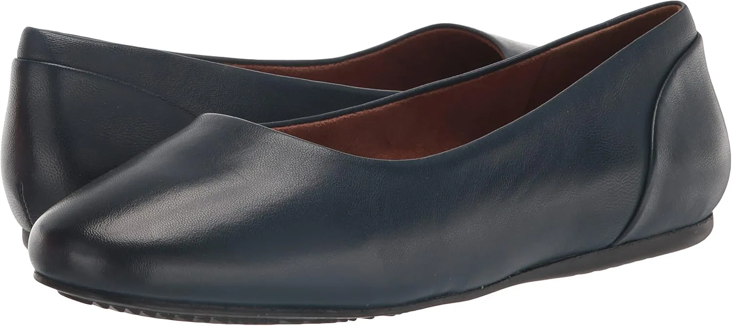 SoftWalk Women's Shiraz Ballet Flat