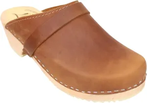 Swedish Classic Clog Mule for Women | Low Heel Slip-on Wooden Clogs Handmade in Sweden from Alder Wood Base and Oiled Nubuck Leather I Brown