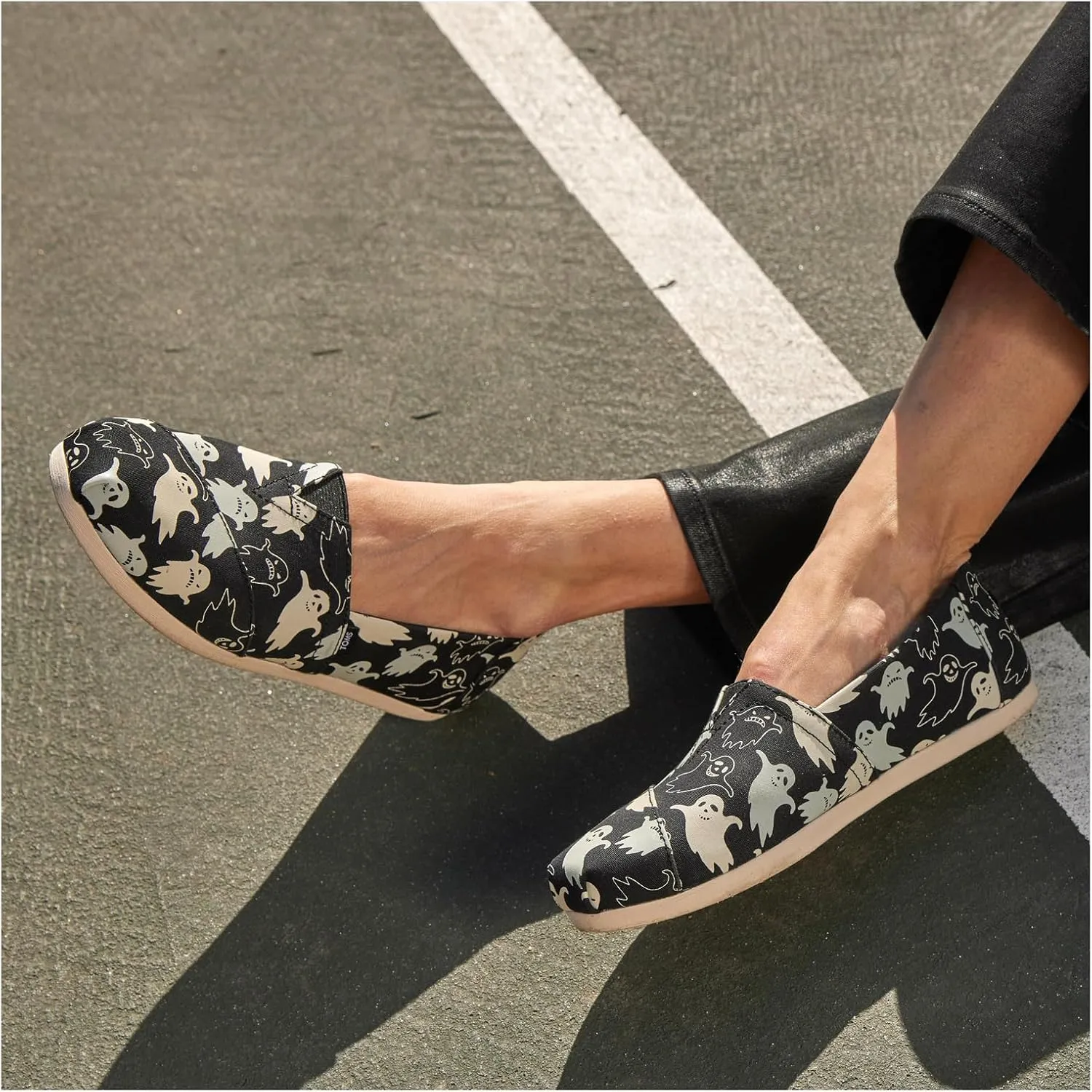 TOMS Women's, Alpargata Slip-On