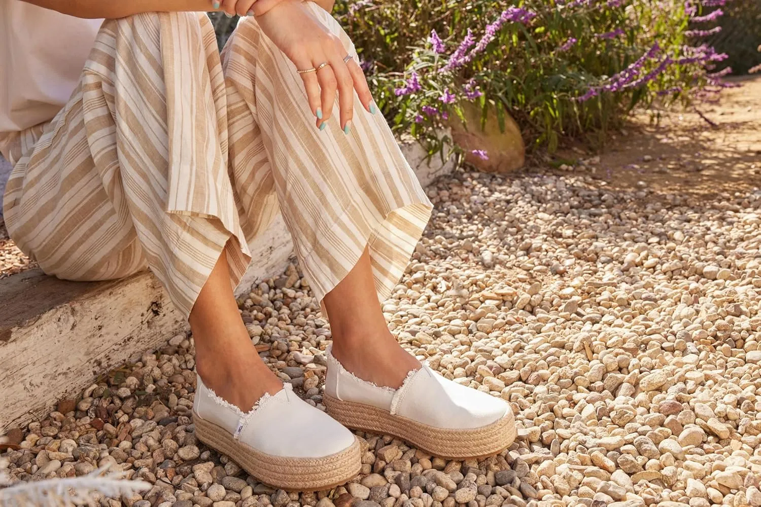 TOMS Women's, Valencia Slip-On