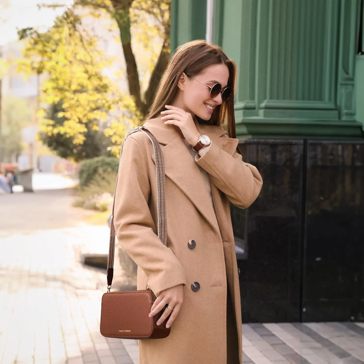 Trendy Purses For Women Crossbody Bag with Unique Camera Bag Style,Designer Small Hardshell Shoulder Bag/Handbags