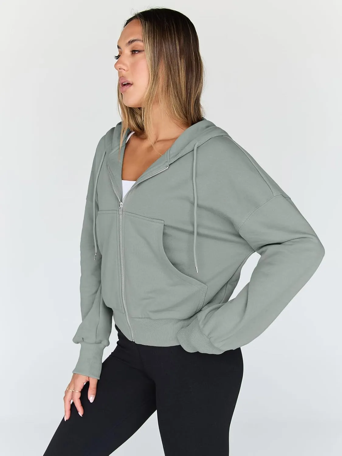 Trendy Queen Hoodies for Women Full Zip Up Cropped Sweatshirts Jackets Casual Comfy Gym Tops Fall Outfits Winter Clothes 2025