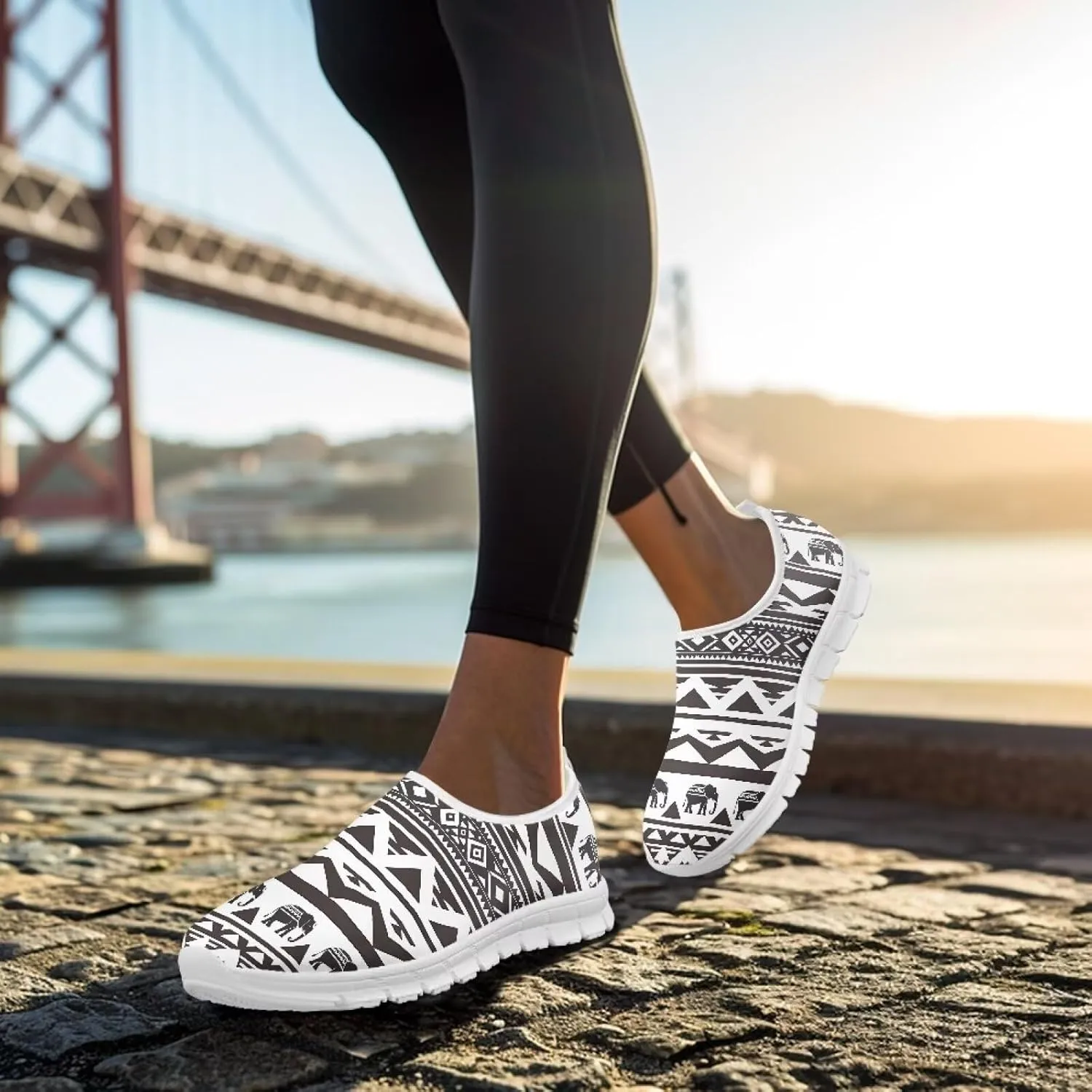 Women's Fashion Sneakers Slip On Walking Loafers Travel Shoes（White Sole）