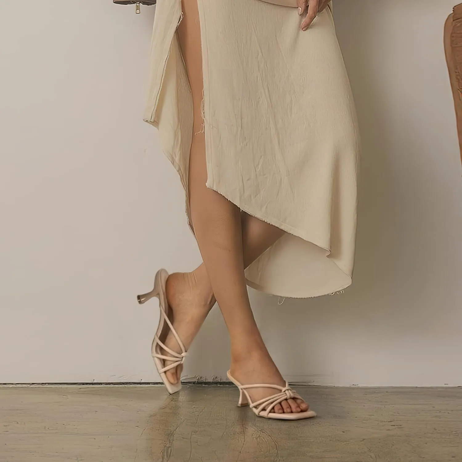 Women's Strappy Square Open Toe Kitten Heels Sandals Knotted Design Summer Fashion Slip On Mule Style