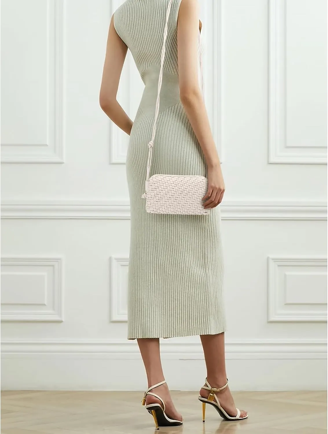 Woven Crossbody Bag Clutch Purse for Women,Small Vegan Leather Handmade Shoulderbag Handbag with Strap,Zipper Closure